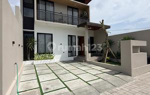 2 Lantai Termurah‼️Rumah Mewah 2 Lantai Kontemporer Modern Estetik - Furnished di Cokrogaten Ngemplak Sleman Dekat Pasar Jangkang