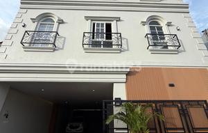 Kost Eklusif Mewah 3.5 Lantai 16 Kamar Full Furnished di Jalan Kaliurang Km. 13.5 Ngaglik Sleman Dekat Kampus Uii Terpadu