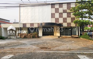 Ruang Usaha Solo Jajar Dekat Manahan