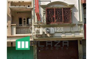 For Rent 3-Story Shop House on Banda Street, Makassar