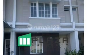 For Rent 2-Story House The Mansion Waterfront City