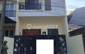Cheap!! For Sale Minimalist House 6x17 Brand New in Janur Kuning Facing North