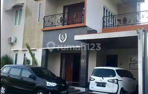 Rumah Bagus 2 Lantai Full Furnished Di Solo Baru
