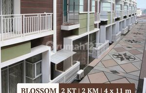 Double Decker House Medan Pancing