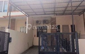 Rumah Siap Pakai. Hadap Timur Kelapa Gading