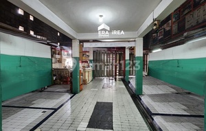 Shop House for Sale Near Pasar Klewer and Solo Baru Business Center