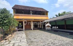 Ruang Usaha di Jogja Area Ambarukmo Plaza