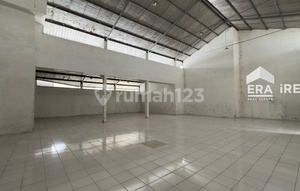 Gudang Dijual di Solo Dekat Pasar Singosaren