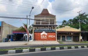 3-Story Ready-to-Use Commercial Space Near Business Center