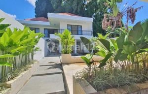 Villa Sanur Batur Sari Freehold Title (emjsnr70)