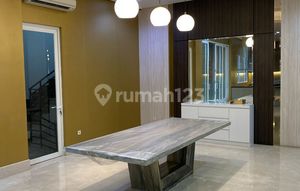 Luxury House, Pantai Indah Kapuk 312m2 PIK, Furnished, NEGOTIABLE!