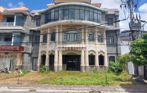 Gedung Baru Tukad Unda Renon