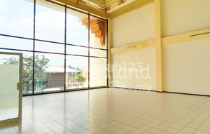 Ruang Usaha di daerah Citarum ,Semarang ( Vn Tt 8273 )