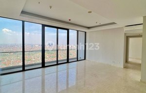 Apartemen Voila Ciputra World 4 BR Lantai 36 Private Lift + Bonus