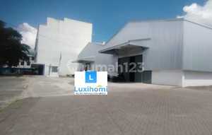 Warehouse for Rent, 786m2 Space, Suitable for Business, Located in Central Bitung.