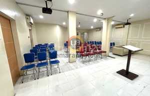 Commercial building in the Kampung Kali area