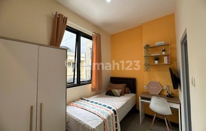 Kost for Sale with 11% ROI, Fully Occupied in Jembatan Lima near Grogol Gajah Mada, West Jakarta