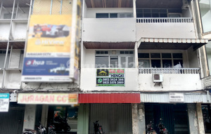 Jual Bangunan 3 Lantai SHM Cocok Kantor Toko