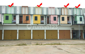 Dijual Ruko Siap Pakai Strategis Halaman Luas