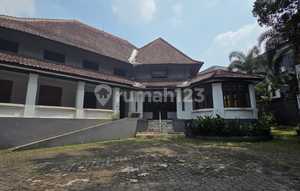 Usaha Heritage, Sangat Strategis dengan Halaman Luas di Sayap Dago Bandung