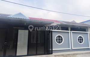 Rumah Lux Selangkah ke Pasar Segar di Taman Kopo Indah Tki 2