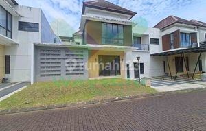 For Rent: Beautiful and Attractive House in Holland Village Area, Very Affordable Price
