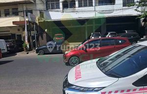 For Rent: Very Strategic Shop House in Wenang Area, Very Affordable Price