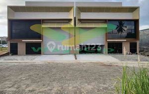 FOR SALE NEW WAREHOUSE, ATTRACTIVE AND STRATEGIC LOCATION IN TIKALA AREA, VERY AFFORDABLE PRICE