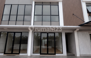 Strategic Shop House Suitable for All Businesses, Definitely Profitable