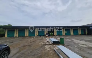 Warehouse for Agricultural Products and Logistics Expedition, Extensive Drying and Parking Area.