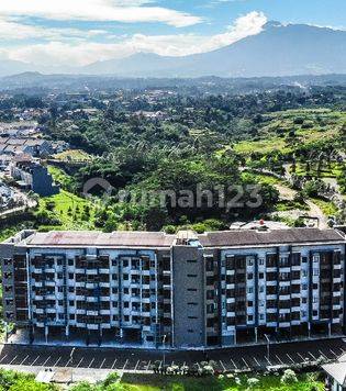 Apartemen Royal Heights