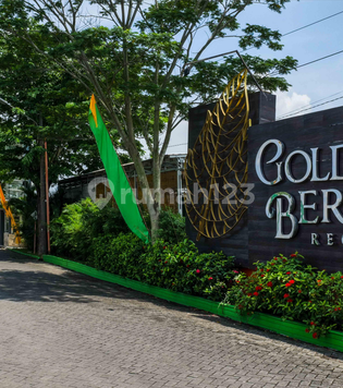 Golden Berry Regency