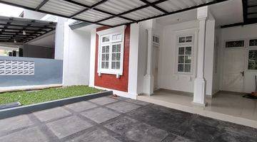 Gambar 1 Rumah 2 Lantai Bagus Rapih Nyaman Huni Lt 136 Lb 180 Kota Wisata 