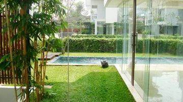 Gambar 1 Cozy House In The  Compound... Nice Garden & Pool... Close To Sudirman...