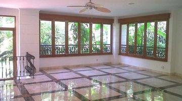 Gambar 5 Big Opportunity, Big Garden, Big Swimming Pool, Very Quiet Secure Area, Close To Jis, Pondok Indah