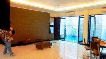 Gambar 3 Modern House, Bright Layout, Nice Garden, Nice Pool