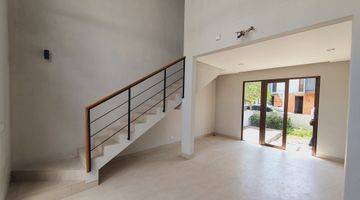 Gambar 5 Freehold - Beach Side Elegant 2-Bedroom Freehold Villa in Tabanan