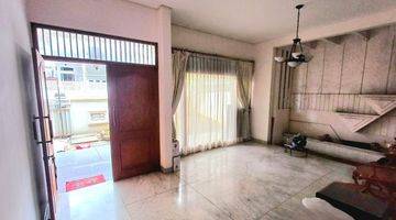 Gambar 2 Di Jual Rumah Pluit Putri Siap Huni 

lt. 10x23
lb. 290m2
2 Lantai
kt. 3
km. 3
shm 
hadap Utara

open 6,5 M Nego

vn