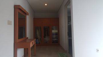 Gambar 4 Rumah Taman Grisenda Pantai Indah Kapuk 8x16,5 Hoek Furnished