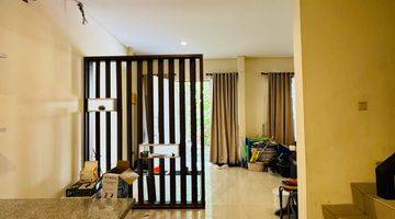 Gambar 1 Rumah Green Lake City Cluster Amerika Semi Furnish 75 Juta 