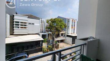 Gambar 2 Dijual Rumah 2 Unit Baru 3 Lantai Taman Ratu