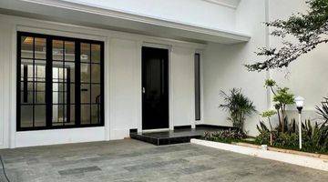 Gambar 2 Brand New Townhouse Exclusive Design Modern American Classic Lokasi Strategis Di Duren Tiga Mampang Prapatan Jakarta Selatan