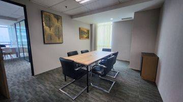 Gambar 1 Kantor Fully Furnished 102m2 Jakarta Selatan Menara 165