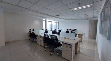 Gambar 2 Disewakan Kantor Semi Furnished 185m2 Menara 165