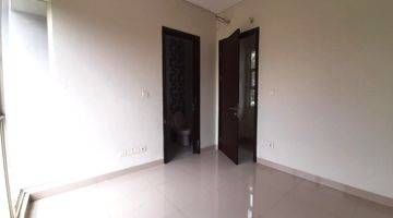 Gambar 5 Rumah 2lt 6x15 2+1KT Cluster Mississippi Jgc Jakarta Garden City