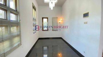 Gambar 2 Rumah Cantik Lokasi Strategis di Bintaro Sektor 9 Semi Furnished 