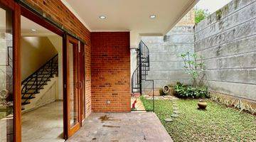 Gambar 4  Rumah Semi Furnished Bagus di Villa cinere mas, Cinere