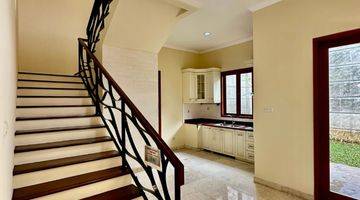 Gambar 5  Rumah Semi Furnished Bagus di Villa cinere mas, Cinere