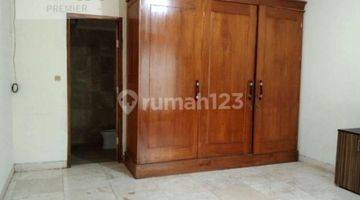 Gambar 4 Rumah Mewah Furnished El di Villa Bukit Indah Pakuwon Surabaya