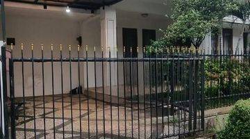 Gambar 3 Rumah Cantik, Asri, Siap Huni dekat Stasiun Kereta Api dalam Komplex di Bintaro Jaya Sektor 9